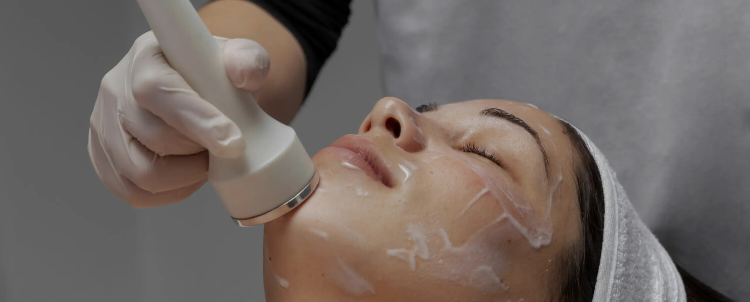 At Home Medical Facial Treatment in Mumbai — at-home treatment by AIIMS-certified dermatologists at Avataar Skin